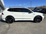 Used 2021 Volkswagen Tiguan SE image 4
