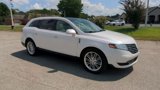 Used 2019 Lincoln MKT AWD image 2