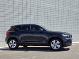Used 2021 Volvo XC40 T5 Momentum w/ Premium Package image 4