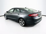 Used 2016 Ford Fusion SE image 5