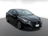 Used 2023 Nissan Versa SV image 3
