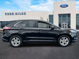 Used 2019 Ford Edge SEL w/ Equipment Group 201A image 2
