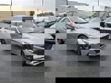 Used 2022 Hyundai Elantra SEL w/ Convenience Package image 3