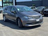Used 2022 Chrysler Voyager LX image 3