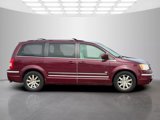Used 2009 Chrysler Town & Country Touring image 3