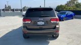 Used 2021 Jeep Grand Cherokee Laredo image 4