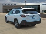 Used 2022 Subaru Outback Premium image 3