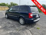 Used 2014 Chrysler Town & Country Touring image 5