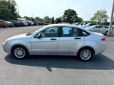 Used 2009 Ford Focus SE image 3