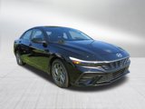 Certified 2024 Hyundai Elantra SEL image 2