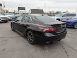 Used 2022 Toyota Camry SE image 4
