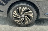 Used 2019 Volkswagen Jetta SEL Premium image 4