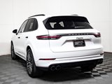 Used 2022 Porsche Cayenne image 3