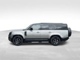 Used 2023 Land Rover Defender 130 X-Dynamic SE image 2