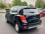 Used 2019 Chevrolet Trax LT w/ LT Convenience Package image 3