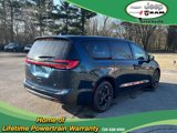 New 2023 Chrysler Pacifica Touring-L w/ S Appearance Package image 4