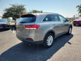 Used 2018 Kia Sorento LX image 5