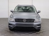 Certified 2019 Volkswagen Tiguan SE w/ Panoramic Sunroof Package image 3