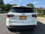 Used 2021 Jeep Compass Latitude image 4