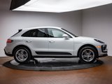 Used 2025 Porsche Macan image 3