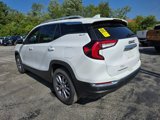 Used 2022 GMC Terrain SLT w/ Tech Package image 3