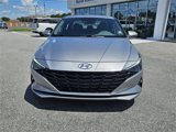 Used 2022 Hyundai Elantra SEL image 2
