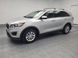 Used 2018 Kia Sorento LX image 2