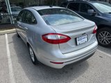 Used 2017 Ford Fiesta SE image 2