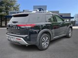 Used 2023 Nissan Pathfinder SL image 6