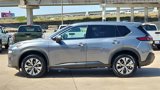 Used 2021 Nissan Rogue SV image 4
