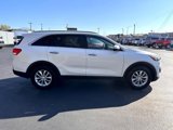Used 2016 Kia Sorento LX image 5