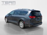 Used 2017 Chrysler Pacifica Touring-L Plus w/ Advanced Safetytec Group image 5