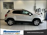 Used 2022 Chevrolet Trax LT w/ LT Convenience Package image 2