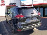 Used 2017 Nissan Rogue SV image 5