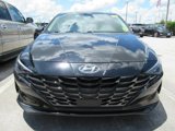 Used 2023 Hyundai Elantra Limited w/ Preferred Accessory Package image 2
