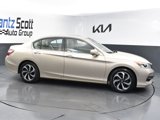 Used 2017 Honda Accord EX-L image 2