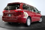 Used 2017 Toyota Sienna XLE image 2