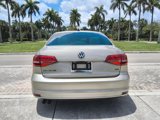 Used 2015 Volkswagen Jetta TDI SE image 6