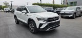 Certified 2022 Volkswagen Taos SE image 3
