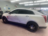 Used 2012 Cadillac SRX Luxury image 2