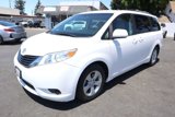 Used 2017 Toyota Sienna LE image 3