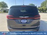Used 2023 Chrysler Pacifica Touring-L image 5