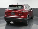 Used 2022 Nissan Rogue Sport SL image 3