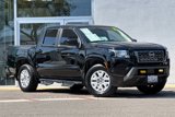 Used 2022 Nissan Frontier SV image 2