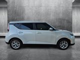 Used 2025 Kia Soul LX w/ LX Technology Package image 4