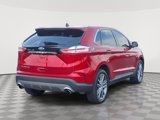 Used 2021 Ford Edge Titanium image 3