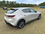 Used 2022 MAZDA MAZDA3 s image 3