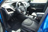Used 2017 Jeep Cherokee Sport w/ Cold Weather Group image 5