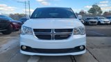 Used 2020 Dodge Grand Caravan SXT image 4