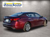 Used 2024 Nissan Altima 2.5 SV image 2